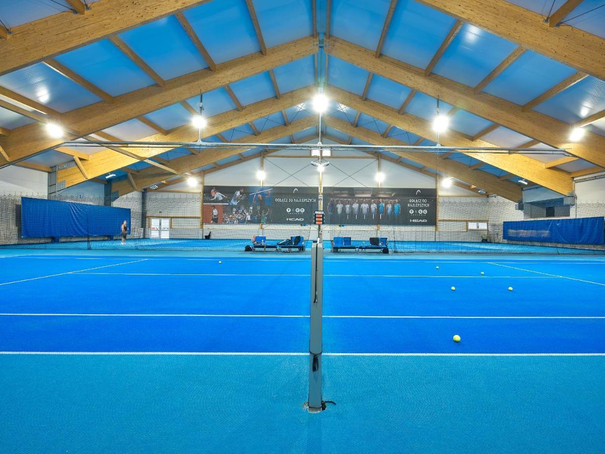 Tennis & Country Club Hotel Giebultow  Exterior photo
