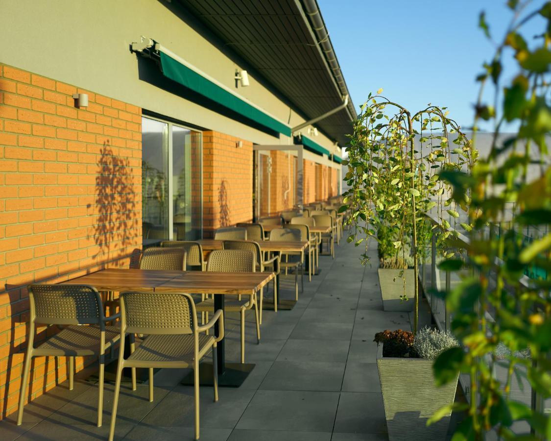 Tennis & Country Club Hotel Giebultow  Exterior photo